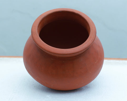 Clay Mall Kerala 3L Traditional Clay Pot – Handcrafted Kalam/Matka/Handi for Authentic Tamil Cooking, Pongal Preparation & Curd Churning. Ideal for Traditional South Indian Dishes.